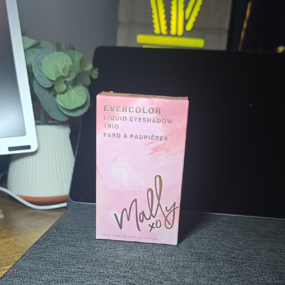 Mally Beauty Evercolor Liquid Eyeshadow Trio - Pink